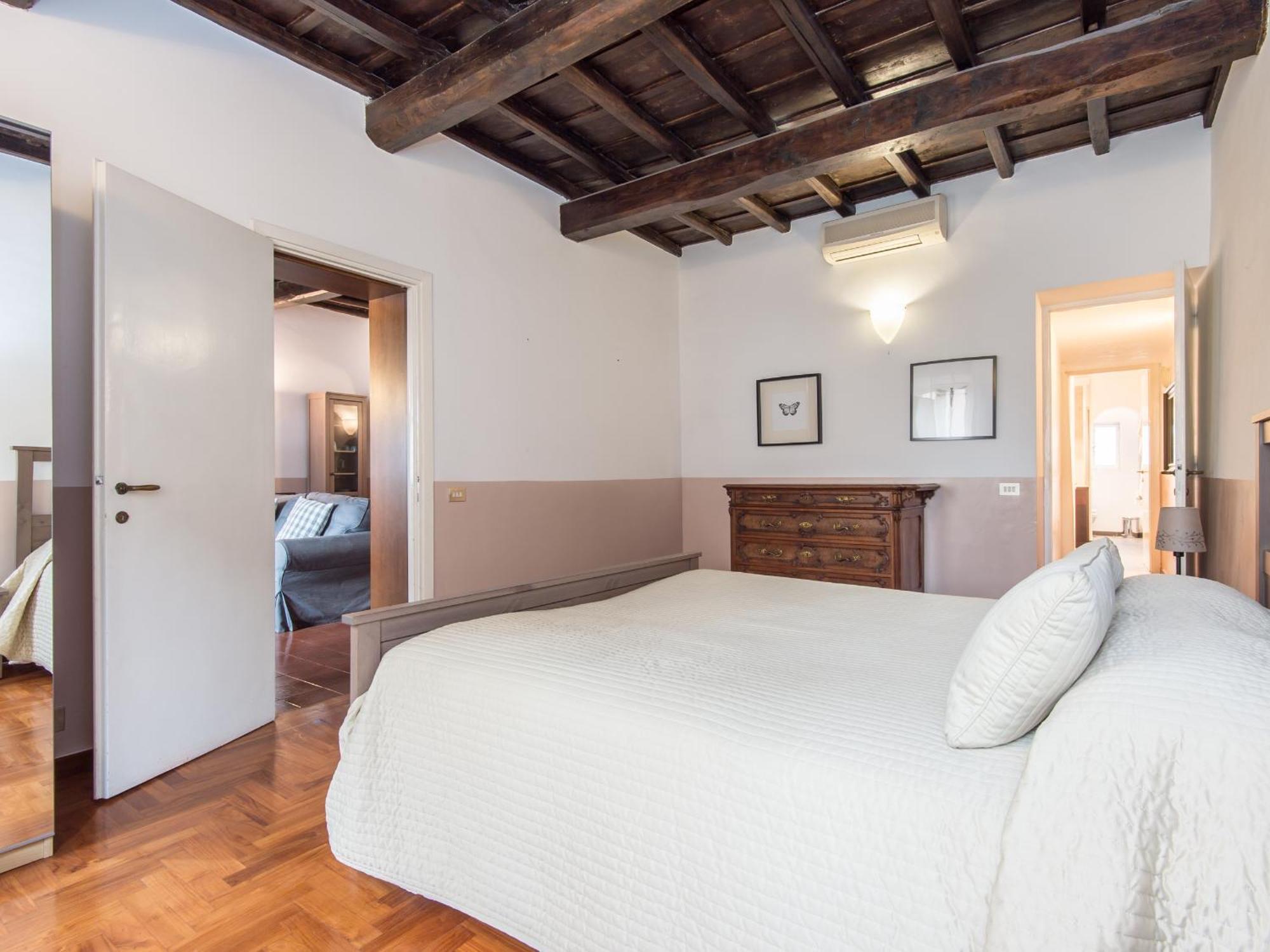 Spacious 2br In The Historic Center *
