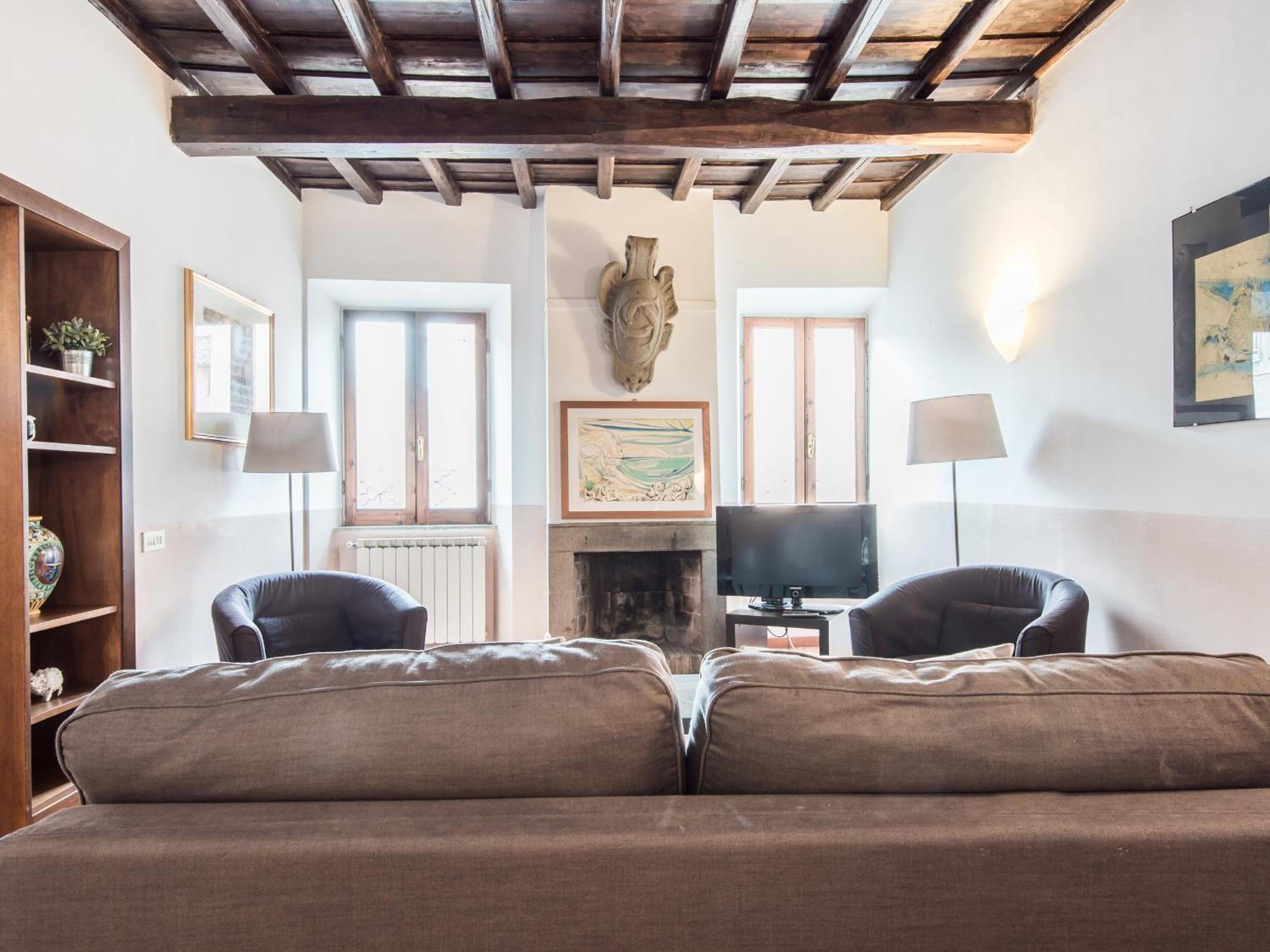 Spacious 2br In The Historic Center